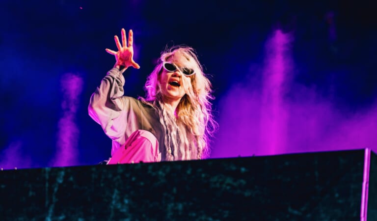 Grimes Experiences “Major Technical Difficulties” During Coachella Set